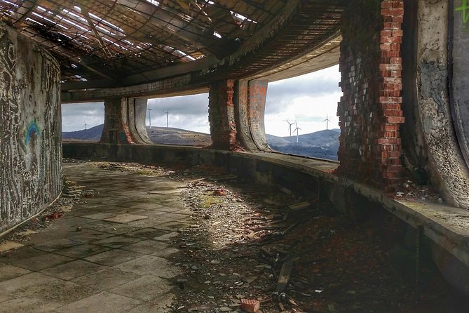 Private Daytrip to Buzludzha Monument and Veliko Tarnovo - Tsarevets Fortress and four hours in Veliko Tarnovo