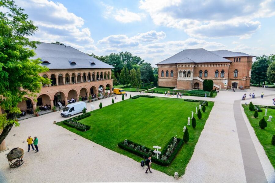 Private Half Day Trip to Snagov Monastery & Mogosoaia - Who will enjoy this Bucharest side trip