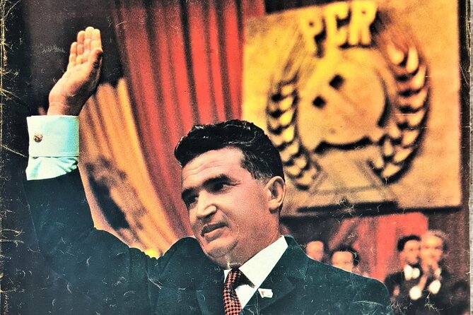 Private Tour -The Last Day of Nicolae Ceaușescu in a Romanian Car - The guides and the feel of a private tour