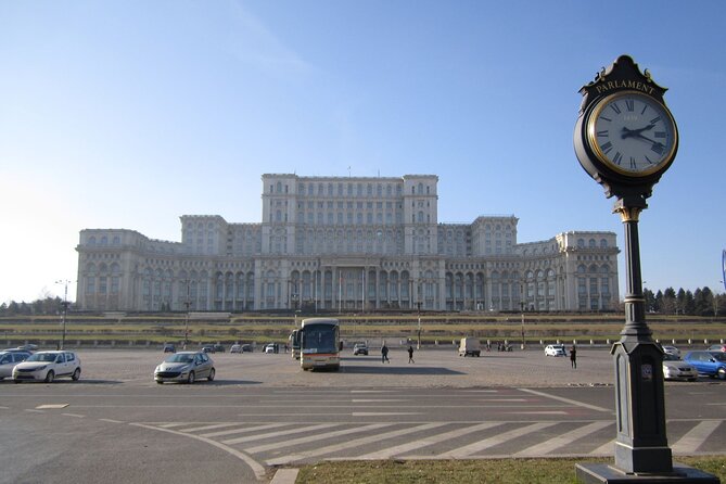 Relics of Communism: 3-Hours Walking Tour (Small groups) - Unirii Square and Ceausescu’s planned city