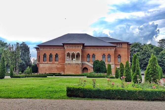 Sacred Monasteries Private Tour: Snagov, Țigănești & Căldărușani - Mogosoaia Palace and the route’s one point to clarify