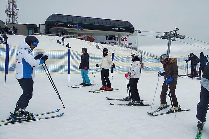 Ski / Snowboard Lessons on the Slopes of Poiana Brasov - Choosing between skiing and snowboarding
