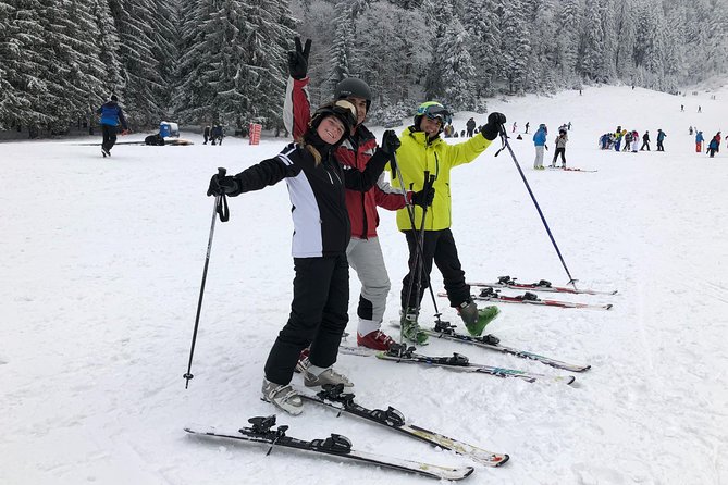 Ski / Snowboard Lessons on the Slopes of Poiana Brasov - The Belvedere and White Tower finish