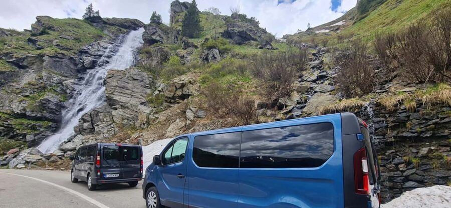 Small group Bears 'Safari' on Transfăgărășan -max 7 tourists - Poenari Fortress, Dracula’s real stronghold