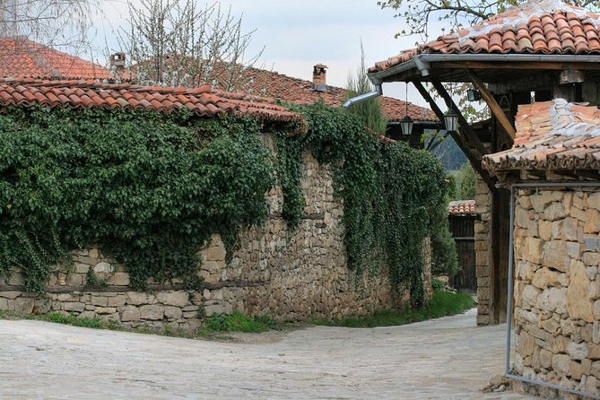Small-Group Day Trip to North Bulgaria - Arbanasi in a quick 30-minute visit