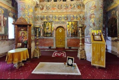 The Real Dracula’s Castle in Targoviste, Winery and Dracula’ Tomb