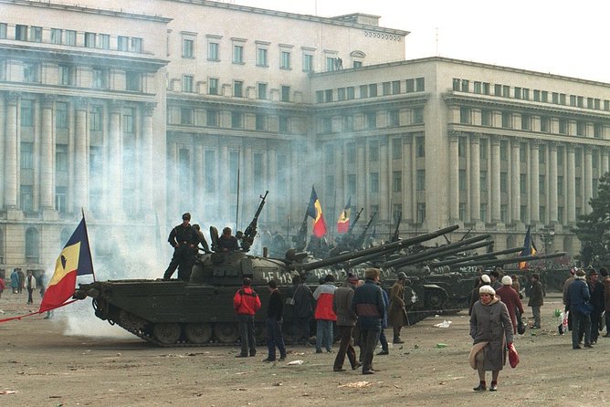 The Real tour of Communism - Old Town, former party restaurants, and the contrast of privilege