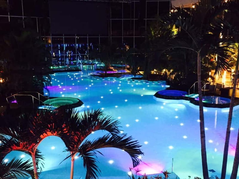 Therme:Spa Day at the biggest oasis of Relaxation《Bucharest》 - Entering Therme with priority access