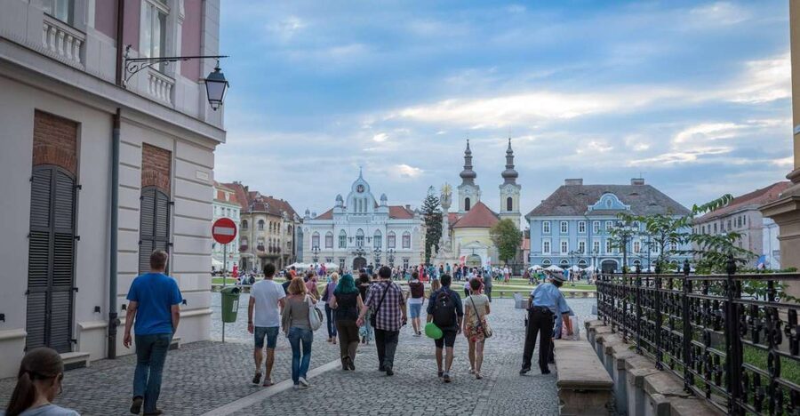 Timisoara: Classic Walking Tour - Ottoman Timișoara, found through vanished landmarks