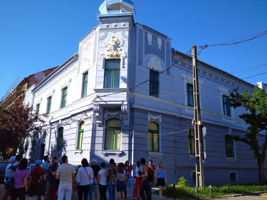 Timisoara Dream Tour in Elisabetin Neighborhood - Plevnei Square and the Doja statue