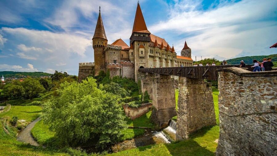 Timisoara Dream Tours: Trip to Hunedoara Castle and to Sibiu - Calnic fortified church: the quiet surprise of the day