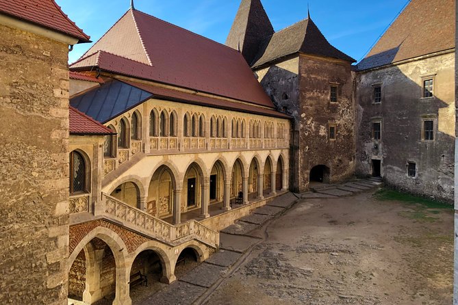 Tour to Corvin Castle in Hunedoara & Alba Iulia - The road between the sights