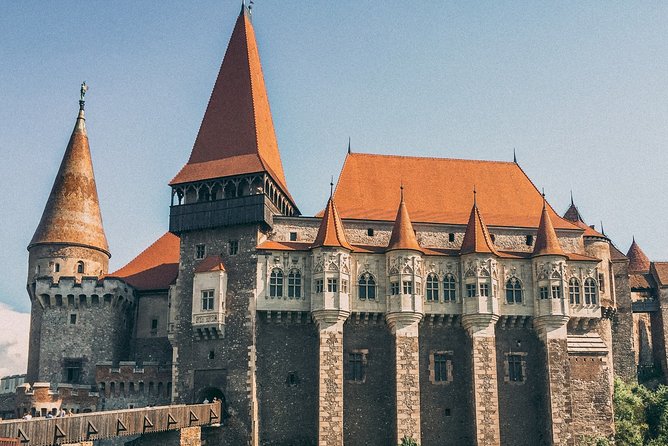 Tour to Corvin Castle in Hunedoara & Alba Iulia - Guide quality can shape the whole day