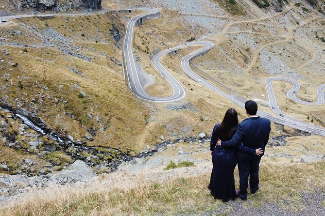 Transfagarasan amazing road trip from Brasov - Timing the road between June and November