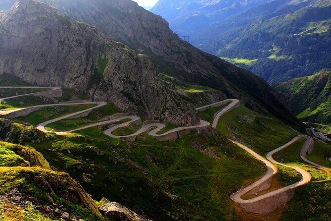 Transfăgărășan Highway & Balea Lake - Private Tour from Bucharest - Capra Waterfall: a short but worthwhile pause