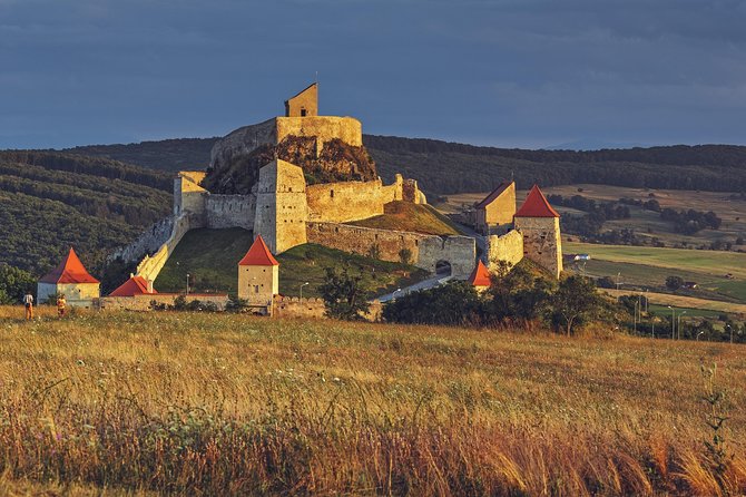 Transylvania Castles 4-day tour from Bucharest - Day one: royal rooms, Dracula lore, and Brașov