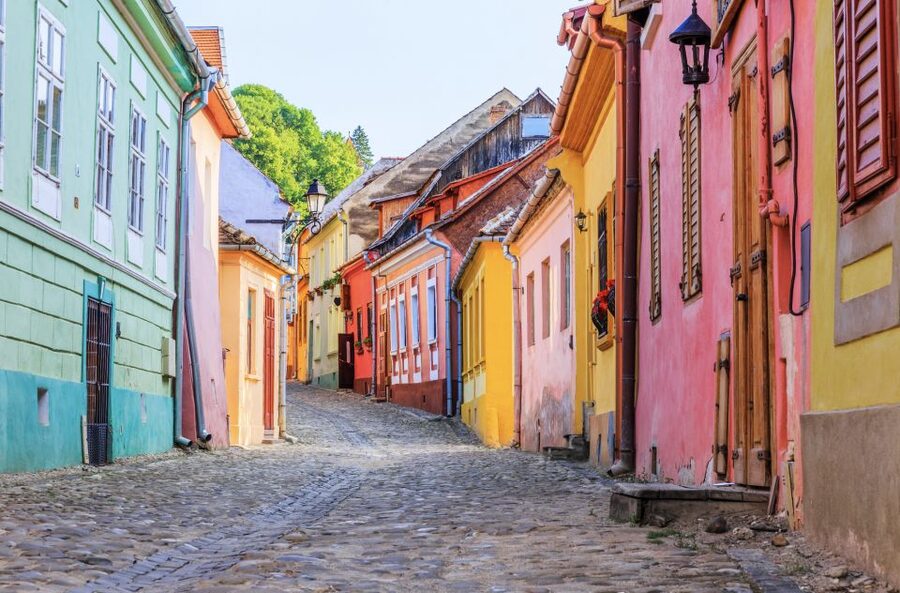 Transylvania's Trail: Sibiu, Bran Castle, Brasov, Sighisoara - Bran Castle: the Dracula connection