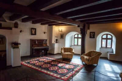 Transylvania Tour: Dracula’s Castle, Peles Palace & Brasov