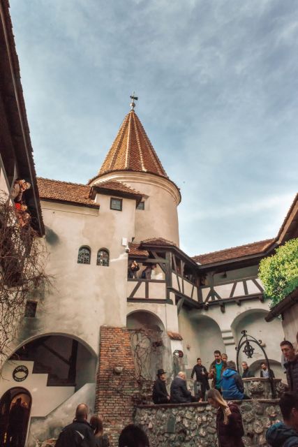 Transylvania Tour: Dracula's Castle, Peles Palace & Brasov - Who should book this day trip