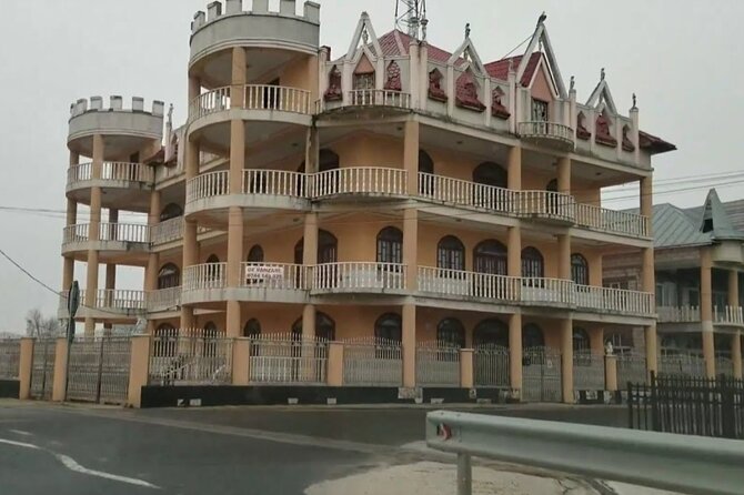 Troubled - Notorious Neighborhood - area known for social issues - Sintești and the Roma palaces