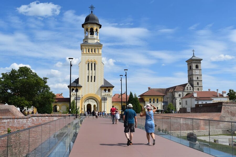 Turda salt mine and Corvin Castle day tour from Cluj - What the $127 price really covers