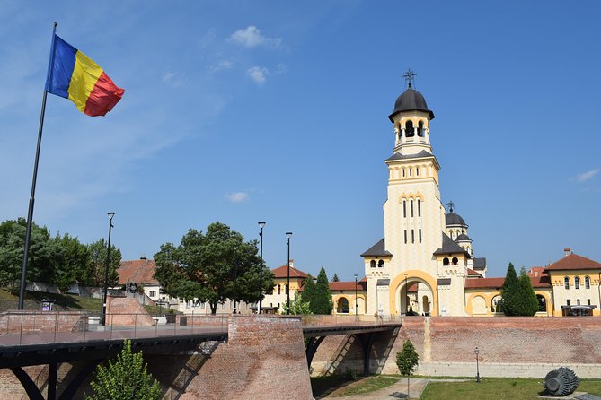 Turda Salt Mine and Hunedoara Corvin Castle from Cluj - The optional 45 minutes in Alba Iulia