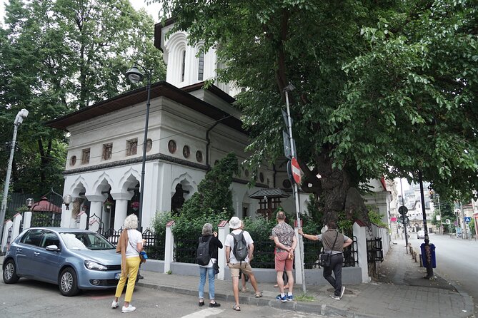 Unique Tour of Hidden Bucharest - Cafés, gardens, and the flavor of the walk