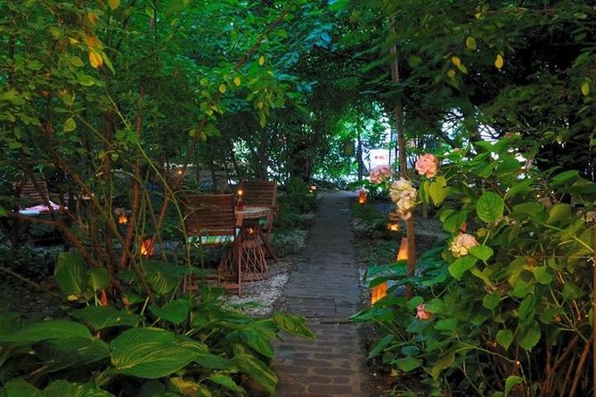 Unique Tour of Hidden Bucharest - What the guides add