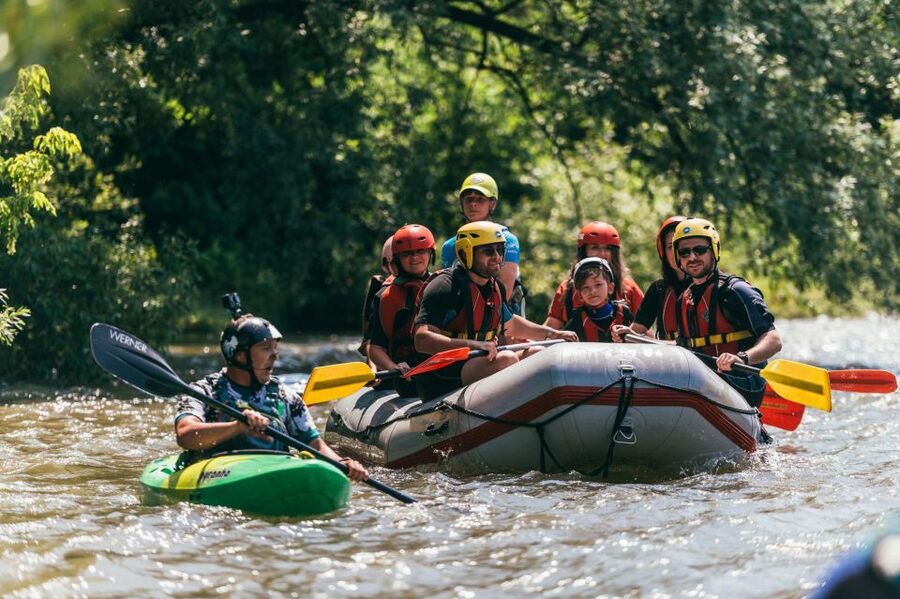 Vadu Crisului: Rafting or Kayaking trip on Crisul Repede - Key points at a glance