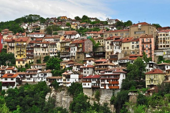 Veliko Tarnovo and Medieval Bulgaria Private Day Trip from Bucharest - Leaving Bucharest and crossing the Danube