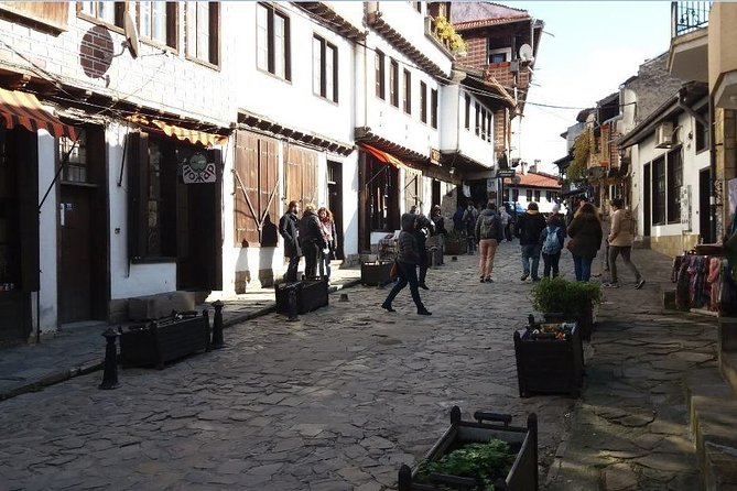 Veliko Tarnovo and Medieval Bulgaria Private Day Trip from Bucharest - Veliko Tarnovo and the climb to Tsarevets