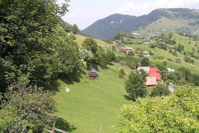 Village life in Transylvanian Carpathian mountains - 8 days - Day one: arriving in medieval Brasov