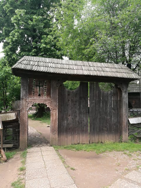 Village Museum Bucharest Guided Tour - The panoramic drive through Bucharest