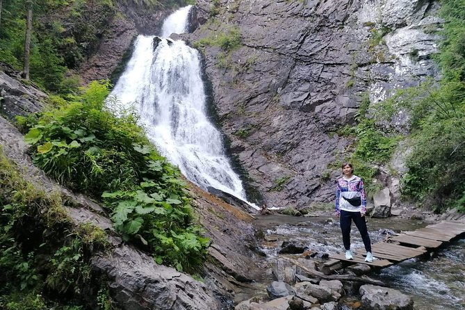 Vladeasa Peak and Bride's Waterfall Day Hike - Key points to know before you book