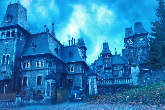 Wednesday Adams Family - Visit 6 filming locations, Private tour - Gămănești and the Gates family house